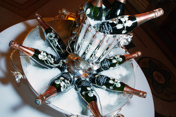 20������ ���������� ����� ���������� �������� �Perrier-Jouët�By�and For��� ������� ����� ���������� �����������������������